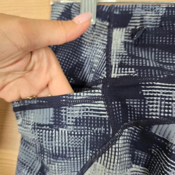 Sweaty Betty Zero Gravity 7/8 Leggings Blue Grid Print Size Small - Picture 6 of 10